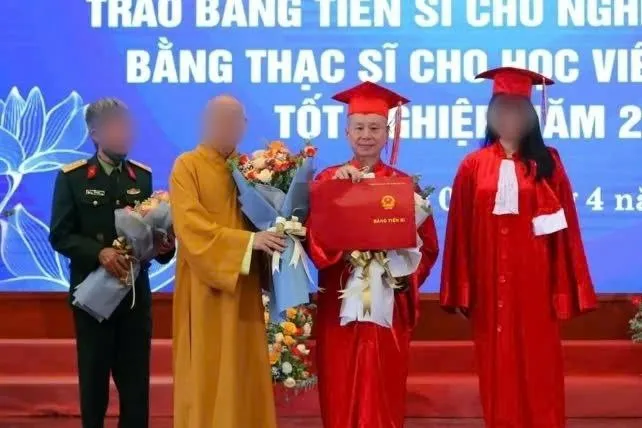 Ông Thích Chân Quang bị thu hồi tất cả bằng cấp