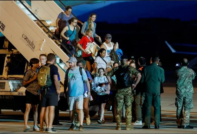 Các nước khẩn trương sơ tán công dân khỏi Niger