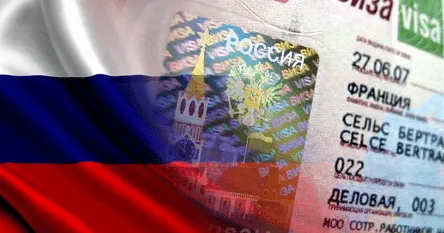 Nga xem xét nới lỏng thị thực cho Việt Nam