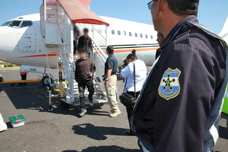 Hoa Kỳ: Hạn chế cấp thị thực những cá nhân tạo điều kiện di cư bất hợp pháp