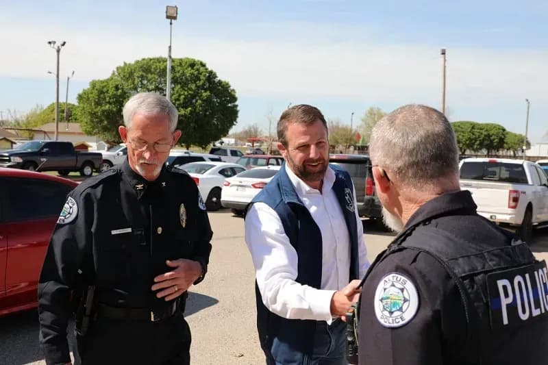 DHS hủy quy định kiểm duyệt hợp đồng trên 100.000 USD