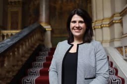 Anh trao 10 suất học bổng tổng trị giá 18 tỷ cho học sinh Việt Nam