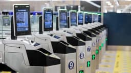 Trung Quốc sắp chuyển sang cấp giấy thông hành biên giới dạng điện tử 