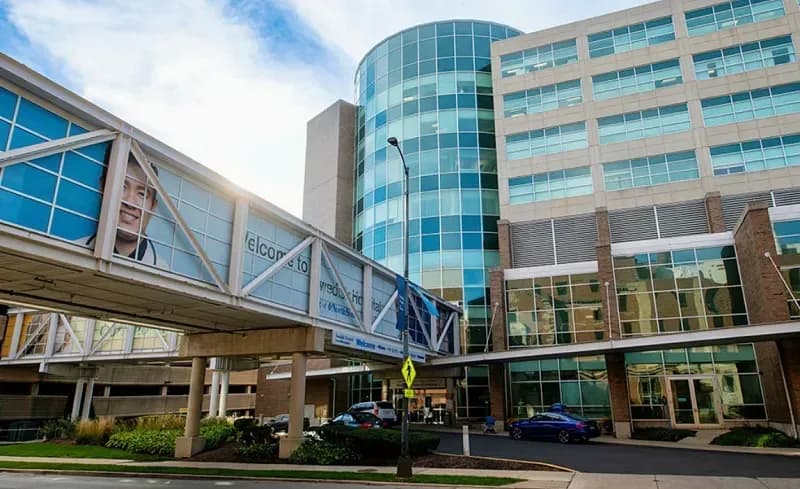 Illinois: Xả súng tại bệnh viện Chicago, hai cảnh sát thương vong