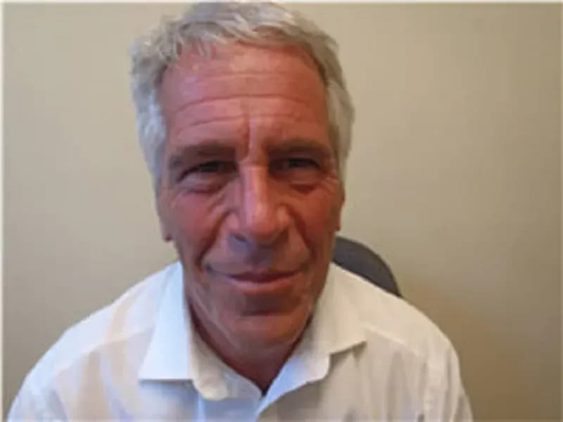 Hàng chục tập tin liên quan Jeffrey Epstein biến mất khỏi website DOJ