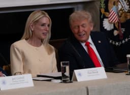 Bộ trưởng Tư pháp Hoa Kỳ chính thức bị cách chức 