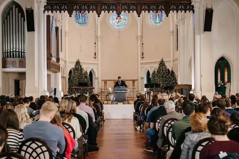 Biểu tình phản đối ICE tại nhà thờ ở Minnesota, thêm 30 người bị buộc tội