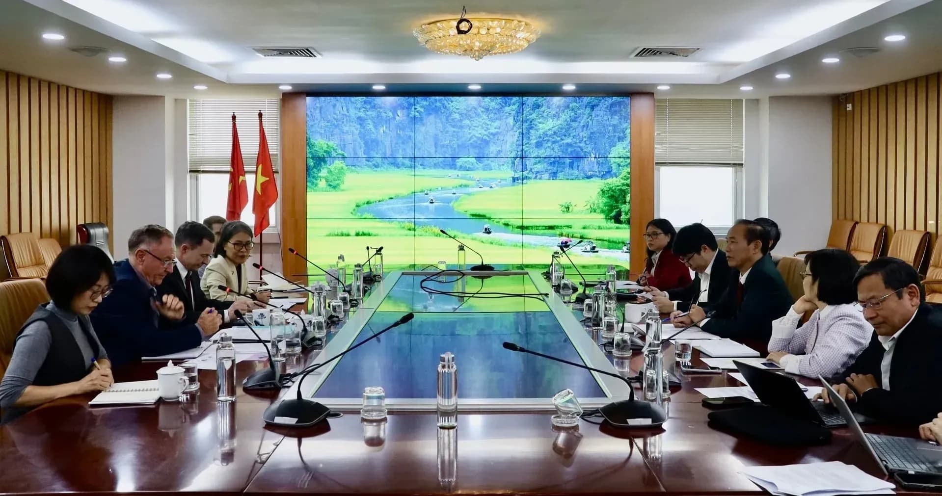 Hoa Kỳ đầu tư 15,2 triệu USD thúc đẩy chuỗi giá trị cá rô phi Việt Nam 