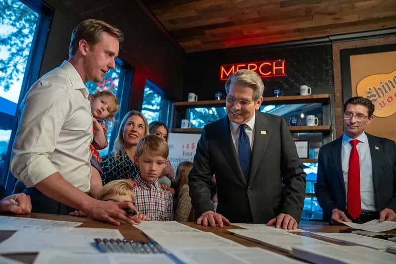 Hoàn thuế tại Hoa Kỳ tăng trung bình 350 USD trước hạn nộp thuế