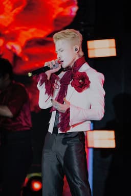 Ca sĩ Jack bị phạt 55 triệu đồng, cấm diễn 9 tháng