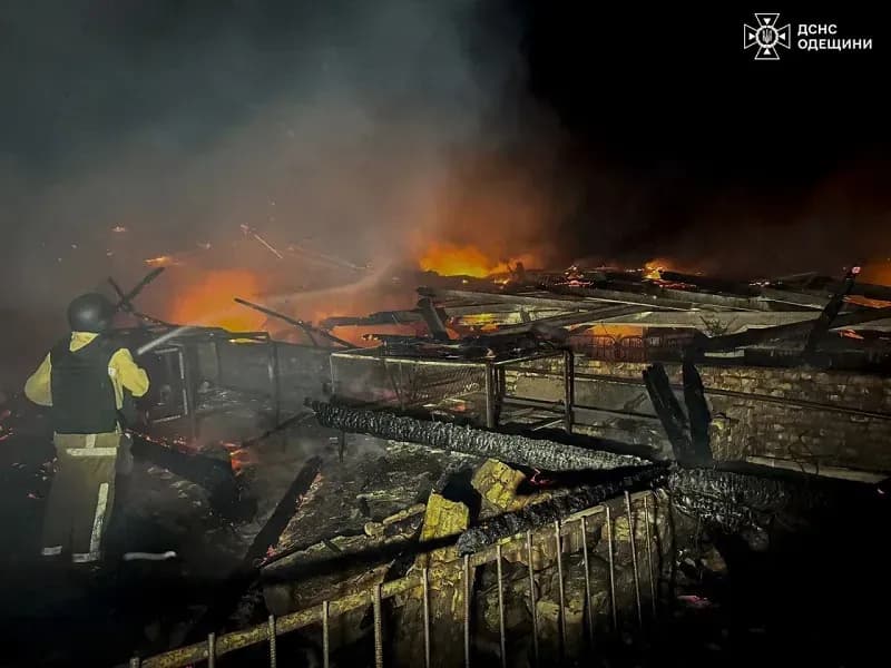 Nga phát động cuộc tấn công quy mô lớn Ukraine, ít nhất 3 người thiệt mạng