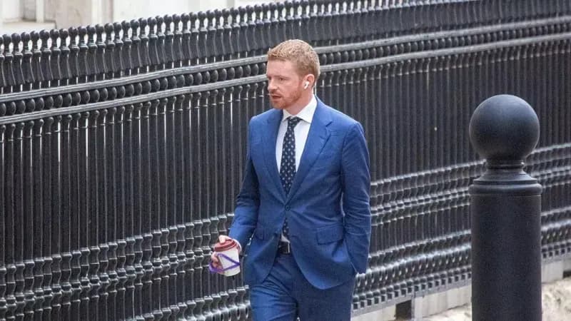 Bổ nhiệm Đại sứ thân Jeffrey Epstein, Chánh văn phòng Thủ tướng Anh từ chức