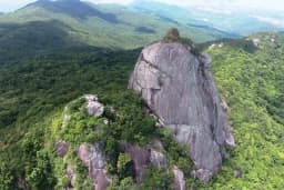 Tháp Hòn Chuông - Công trình bí ẩn ở núi Bà