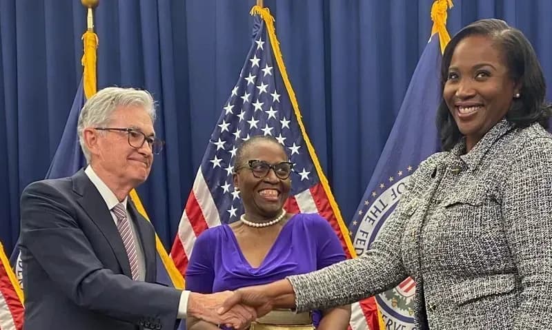 Trump yêu cầu SCOTUS cho phép sa thải Thống đốc Fed Lisa Cook