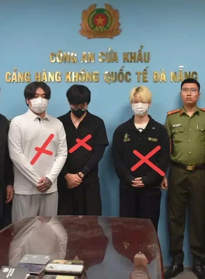 Việt Nam bắt ba nghi phạm Hàn Quốc bị Interpol truy nã đỏ
