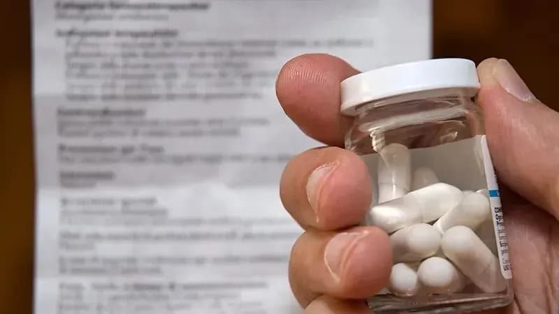 FDA gây tranh cãi tại Hoa Kỳ khi phê duyệt thêm thuốc phá thai generic