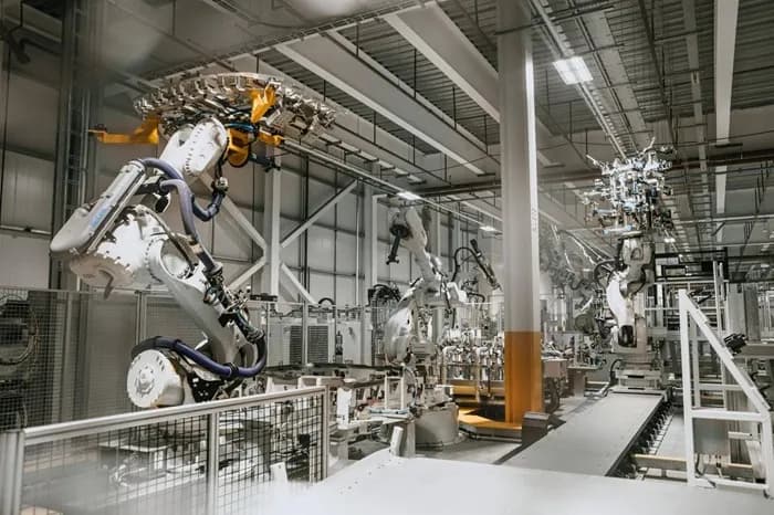 Anh thiệt hại 1,9 tỷ bảng sau vụ tấn công mạng vào Jaguar Land Rover