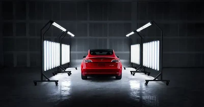 Hoa Kỳ điều tra gần 2,9 triệu xe Tesla do lo ngại về hệ thống tự lái