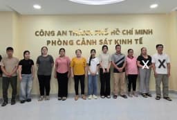 Việt Nam: Triệt phá đường dây sản xuất nước hoa giả Chanel, Dior Việt Nam: Triệt phá đường dây sản xuất nước hoa giả Chanel, Dior