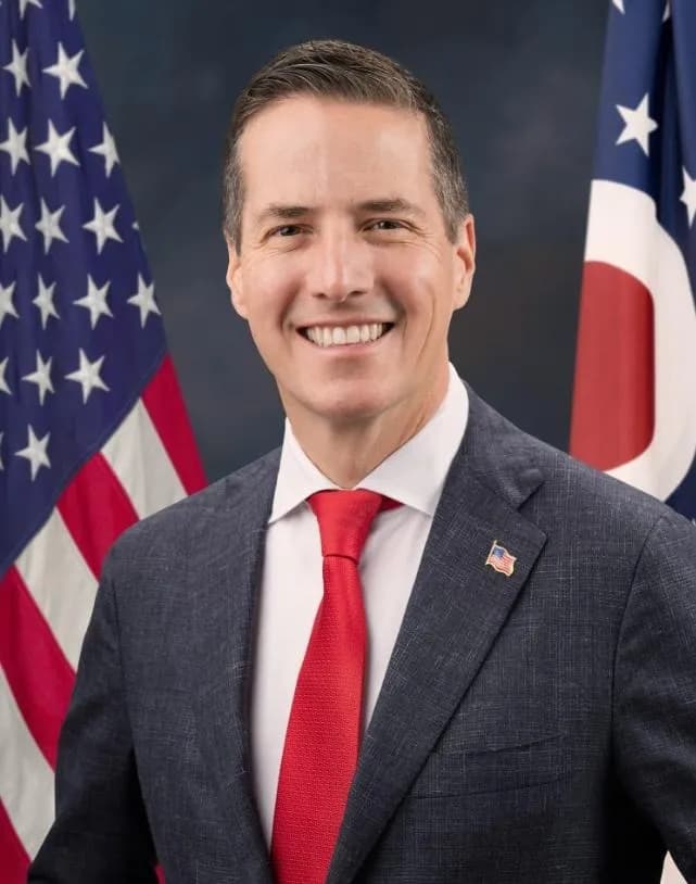 Dự luật Hoa Kỳ mới yêu cầu công dân chỉ được giữ một quốc tịch