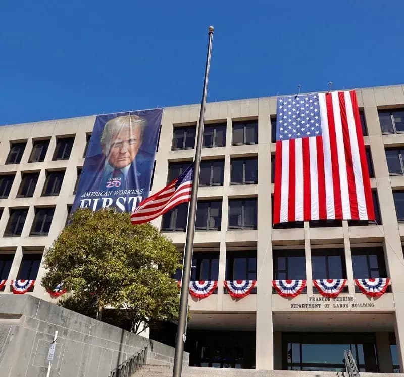 Công đoàn lao động lớn ở Hoa Kỳ kêu gọi ngừng đóng cửa Chính phủ