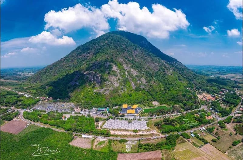 Hoạt động leo núi Bà Đen sẽ được nối lại vào ngày 12/12