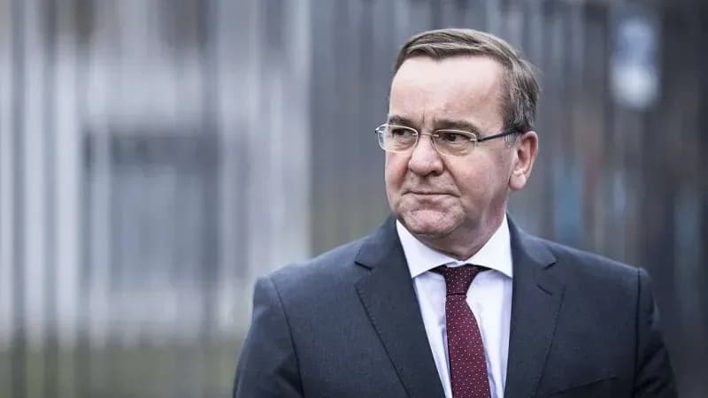 Trụ cột quốc phòng EU từ chối yêu cầu điều tàu chiến đến eo biển Hormuz